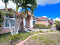 Waterfront VILLA with heated Pool&Spa, sunset view, Family&Pets Friendly - Ferienwohnung Cape Coral