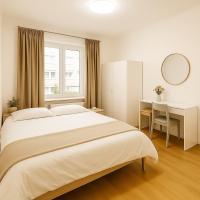 Cozy Modern Apartment 50m to Metro - Ferienwohnung Prag