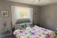 MODERN LUX 3BR HOME - King Bed - 10 mins to FT HOOD - Fenced yard - Pets ok- Family friendly -LONG or SHORT TERM - Chambres d'hôtes Copperas Cove