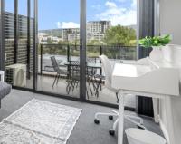 Modern 3-Bedroom Townhouse in Quiet Greenway - B&B Tuggeranong Administrative District