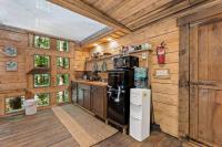 Treehouse - Amazonia - Red River Gorge KY - B&B Pine Ridge