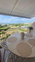 DUPLEX VUE MER Bord de plage Dernier étage - B&B Gassin