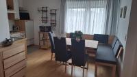 Apartment mit 2 Schlafzimmern und Dusche 