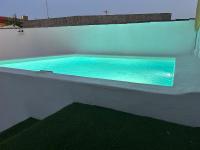 Preciosa Casa con Jardin y Piscina Privada en el Puerto de santaMaria - Chambres d'hôtes El Puerto de Santa María