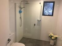 Absolute waterfront with a secret garden - Ferienwohnung Carlton