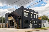 Unique 2-BDR Historic Warehouse Loft with Terrace ! ! ! - B&B Windsor