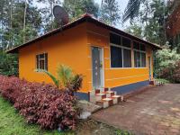 Rising Surya Homestay - B&B Kushālnagar