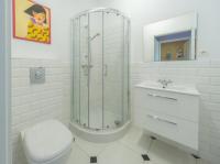 Designer 2-Bedroom Apartment 