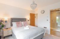 2 Bedroom Apartment - Parking - Walk to Town - B&B Shrewsbury