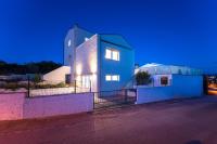 MY DALMATIA - Sea view villa Anpero with private heated pool and sauna - B&B Maslenica