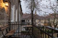 Jacuzzi overlooking the tower - Bed and Breakfast Vilnius