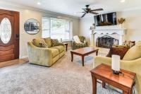 Mountain-View Retreat w/ Hot Tub in Centerville! - Chambres d'hôtes Centerville