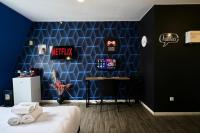 NG Prestige - Lille I Roubaix Centre I Grande Rue - Studio - Netflix & Wifi - B&B Roubaix