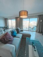 Panoramic Sea Views 3 Bedroom Apartment in St Julians S13 - B&B St. Julian's