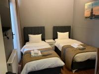 Habitación Doble con balcón - 2 camas