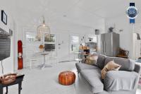 Adrift - Pet-friendly - 5 min Walk to Bay - Rustic Charm - Chambres d’hôtes Erowal Bay