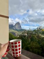 Apartamento com varanda e vista para a Pedra Azul Condomínio Vista Azul - B&B Pedra Azul