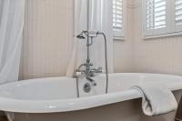 Sevilla Grand l Walk to DNTN l Outdoor Relaxation - Chambres d'hôtes Saint Augustine