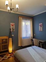 Estudio con 1 cama grande