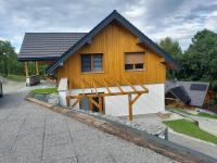 Domki nad Stawami - B&B Ujanowice
