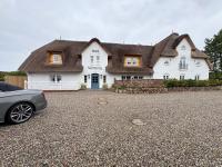 Haus Witthüs App. 2 Süneck mit Terasse - Bed and Breakfast Wenningstedt