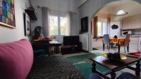 Long-Stay Family & Work Oasis -20 min to Center & Sea - Ferienwohnung Piräus