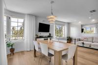 Peaceful 2BR Condo with Ocean Views on Ocean Drive South Beach - B&B Miami Beach