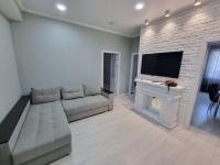 Appartamento con 2 Camere da Letto e Balcone