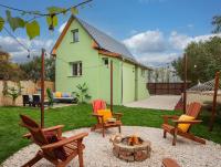 Cozy - Private Hot Tub & Garden - Fire Pit - Pet Friendly - Chambres d’hôtes Hajdúszoboszló
