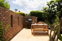 Tranquil mountain escape with bushland views - B&B Tamborine Mountain