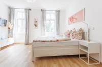 Central Renovated Apartment with Free Parking & AC - B&B Vienna