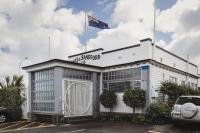 The Front Office - charming 3BR heritage home - B&B New Plymouth