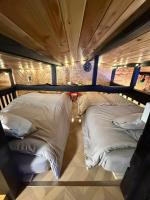 Great access to Yokota Air Base! 203 Tokyo Fussa American Log House - Chambres d'hôtes Fussa