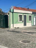 Cosy HouseTypical Space in Porto by Su e Luís - B&B Porto