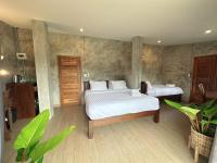 Triple Room with Mountain View