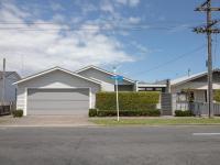 Fabulous In Fitzroy - seconds to Fitzroy Beach - B&B New Plymouth