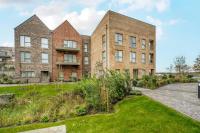 Peaceful and stylish apartment near Cambridge with parking - B&B Cambridge