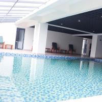 Cozy Top-Floor Apartment with Balcony & City Views near United Nations - Chambres d’hôtes Ruaka