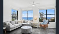 Family comfort across the road from North Beach - B&B Shellharbour