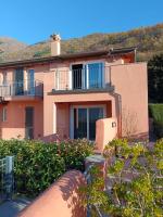 The Fairy World - Penthouse with Terrace Lake view and Pool - B&B Bellano