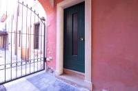 GuestHost - Valeggio sul Mincio Two-Levels Apt X4! - B&B Valeggio sul Mincio