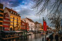 Luxury Canal-Front Apartment by Renowned Interior Designer - B&B Copenaghen