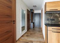 Appartamento con 2 Camere da Letto e Vista Fiume