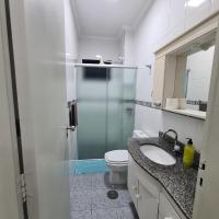 Lugar ao Sol Apto temporada Vila Tupi PG - Chambres d’hôtes Praia Grande