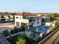 Ville Novak Villaggio by Adex Travel - Chambres d'hôtes Krnica