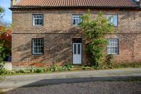 Historic Riverside House - Village Walks & Easy York Access - Chambres d'hôtes Cawood