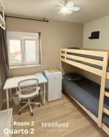 Single Bed in Mixed Dormitory Room