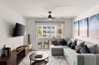 Centrally located and comfortable apartment! - B&B Cabo San Lucas