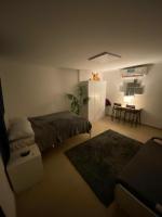 Simple studio in Abu Dhabi - B&B Abu Dhabi Island and Internal Islands City