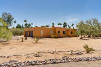 Conveniently located, kid-friendly retreat! - B&B Tucson